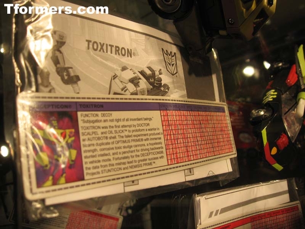Botcon 2011 Exclusive Toys  (17 of 36)